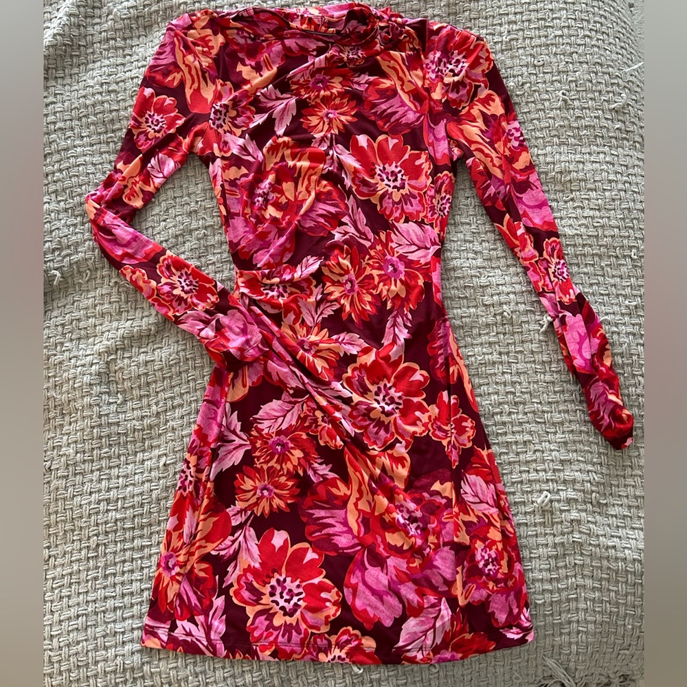 Donna Morgan Long Sleeve dress